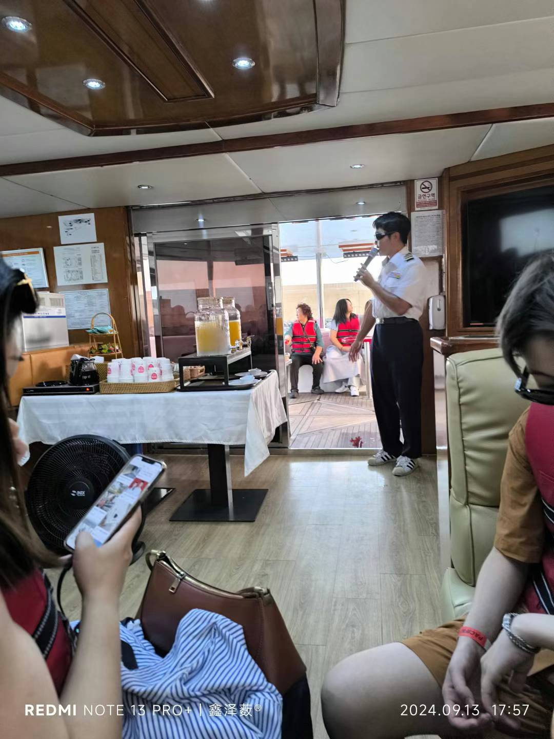 결과에 이르는 길은 한 가지가 아니다. 나는 내가 사랑하는 길을 걷고 있다(图9)